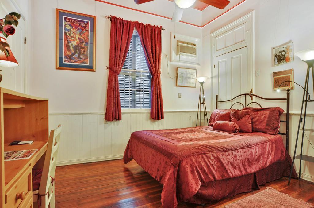 The Burgundy Bed And Breakfast New Orleans Exterior photo